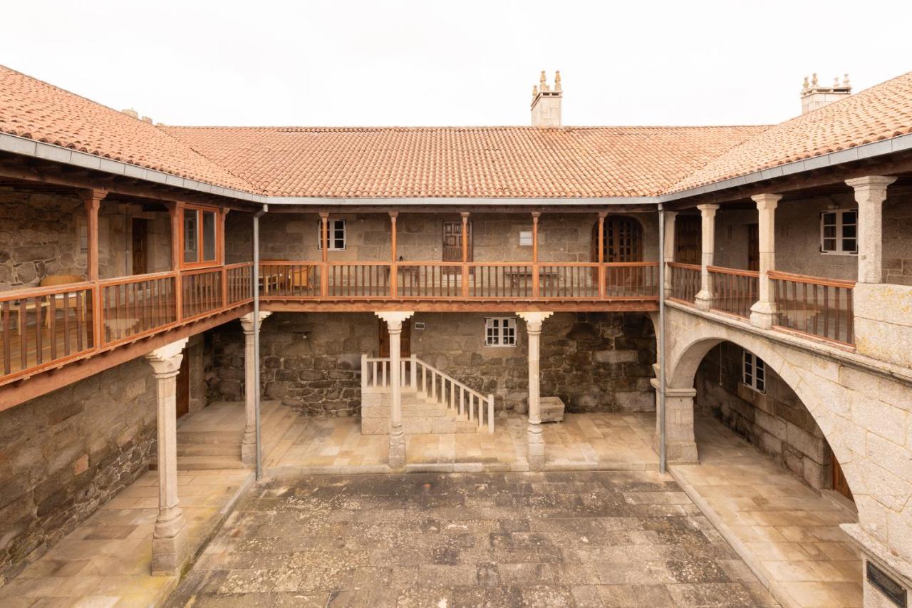 Villa Pazo De San Pedro De Bembibre à Taboada Extérieur photo