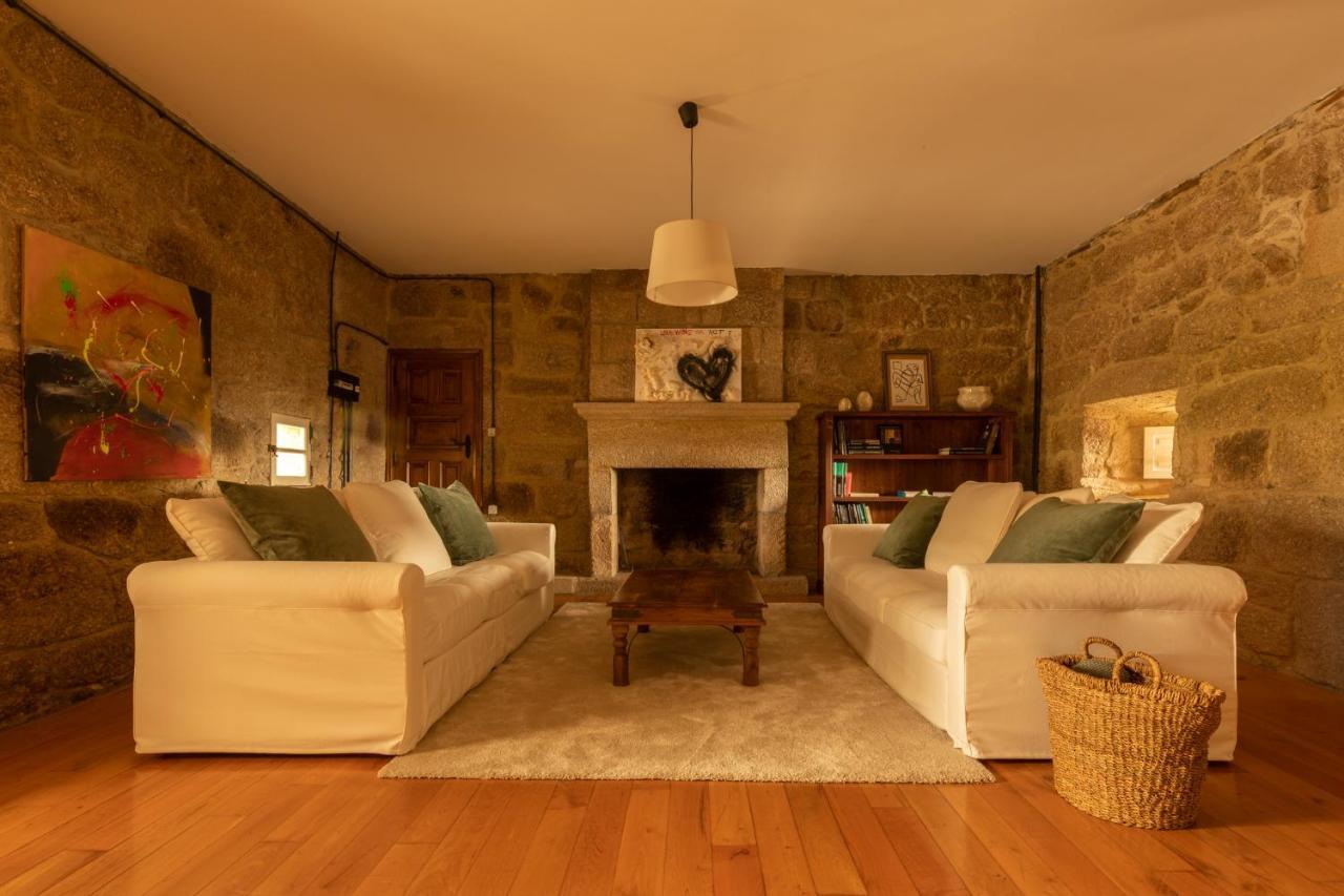 Villa Pazo De San Pedro De Bembibre à Taboada Extérieur photo