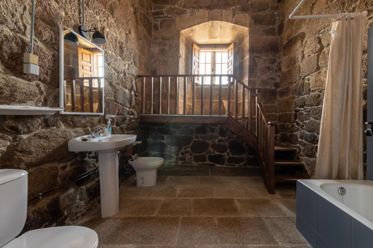 Villa Pazo De San Pedro De Bembibre à Taboada Extérieur photo